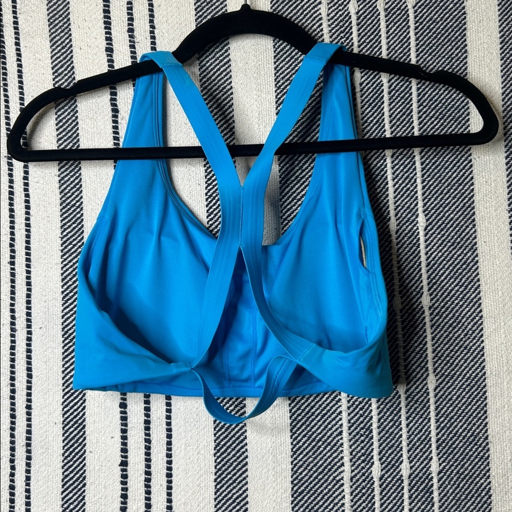 Athleta Open Back Racerback Sports Bra - Picture 2 of 3